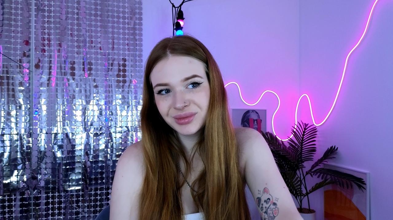 Webcam chat profile for RinKittyy: Legs, feet & shoes