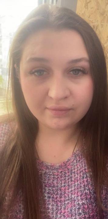 Webcam chat profile for Zerlisse: Ask about my Hobbies