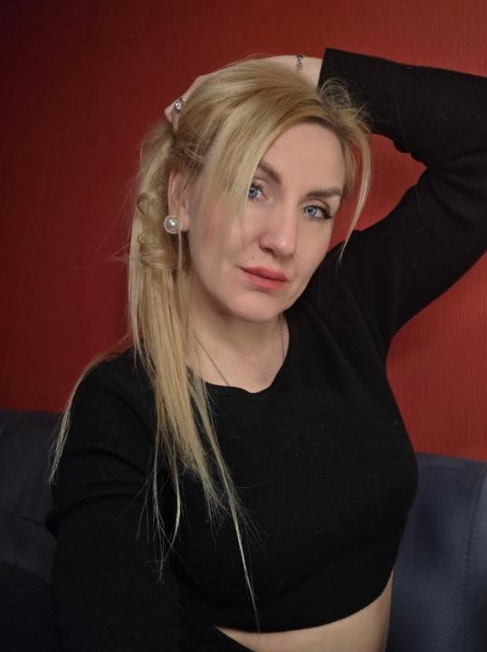 Webcam chat profile for Verlisse