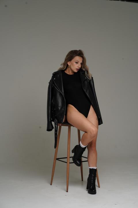 Webcam chat profile for Avelissee