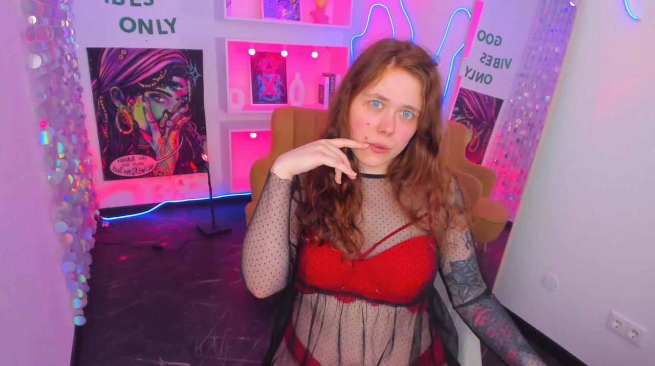 Webcam chat profile for SophiePure: Bondage & discipline