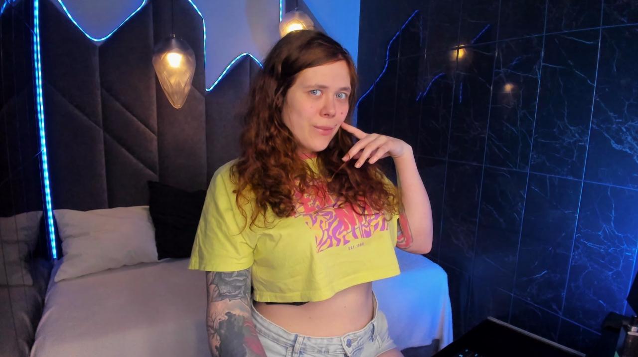 Webcam chat profile for SophiePure: Bondage & discipline