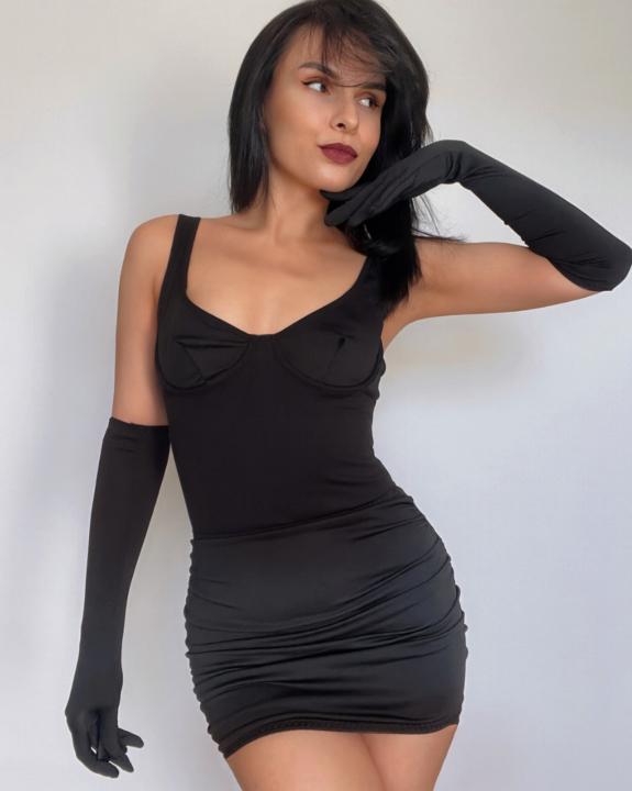 Webcam chat profile for K1erlune: Ask about my Hobbies