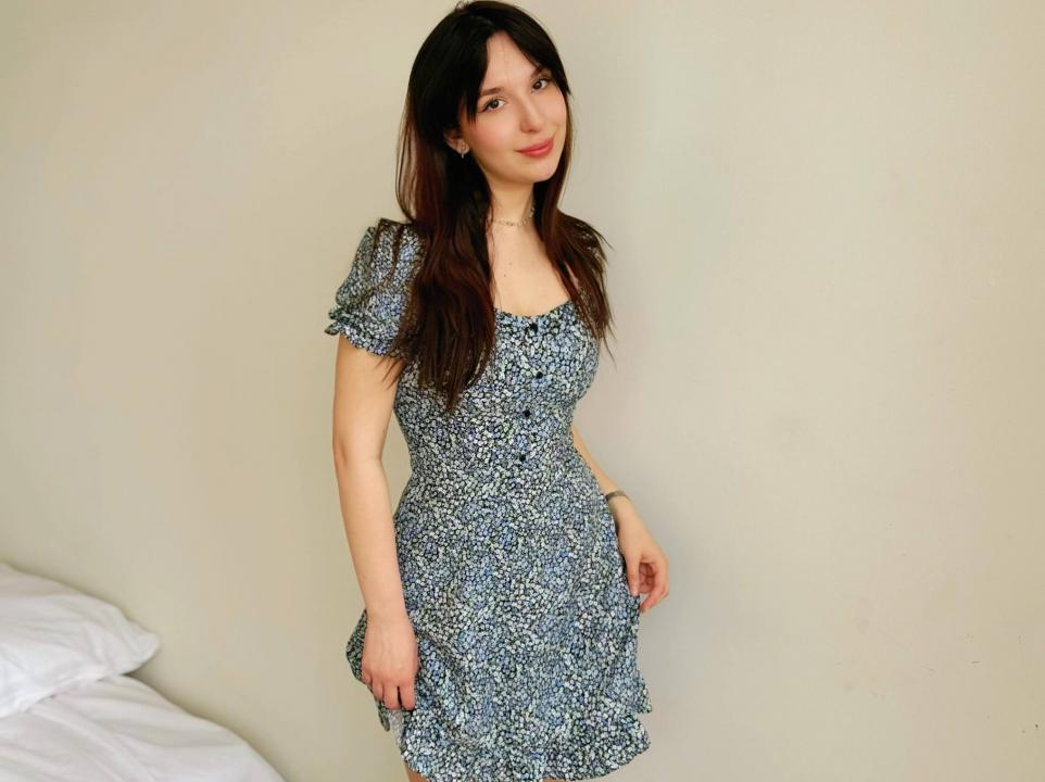 Webcam chat profile for DirtyAngel: Legs, feet & shoes