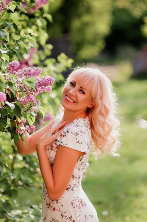 Webcam chat profile for LadyElyaWhisp: Sports