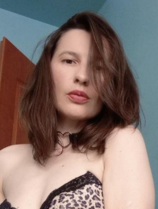 Webcam chat profile for DreamyIris