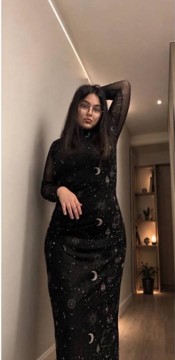 Webcam chat profile for Cyrina: Ask about my Hobbies