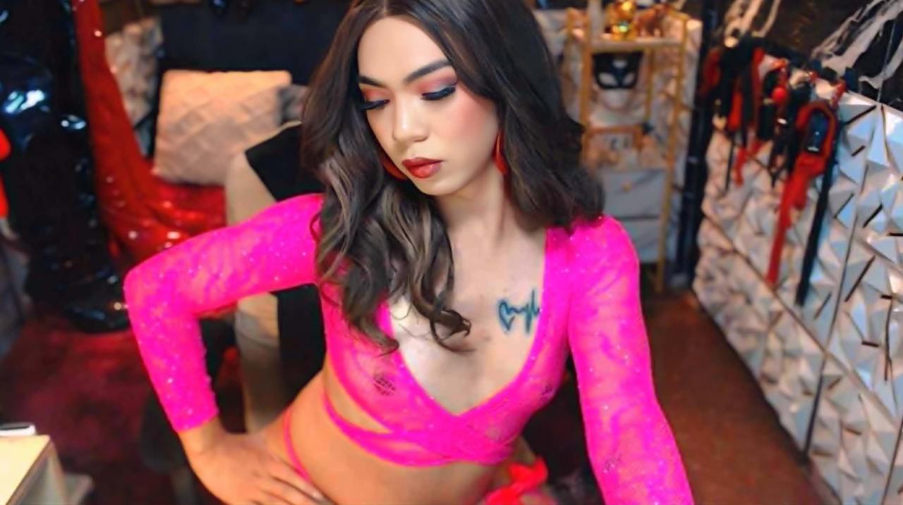 Webcam chat profile for HotSUMMER: Bondage & discipline