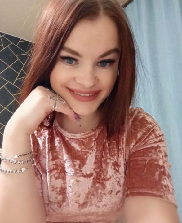 Webcam chat profile for Vanelisse: Ask about my Hobbies