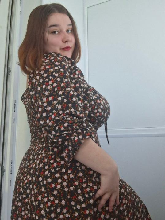 Webcam chat profile for Zelavie: Ask about my Hobbies