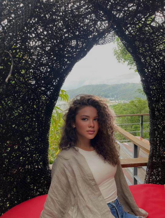 Webcam chat profile for Preselle: Ask about my Hobbies
