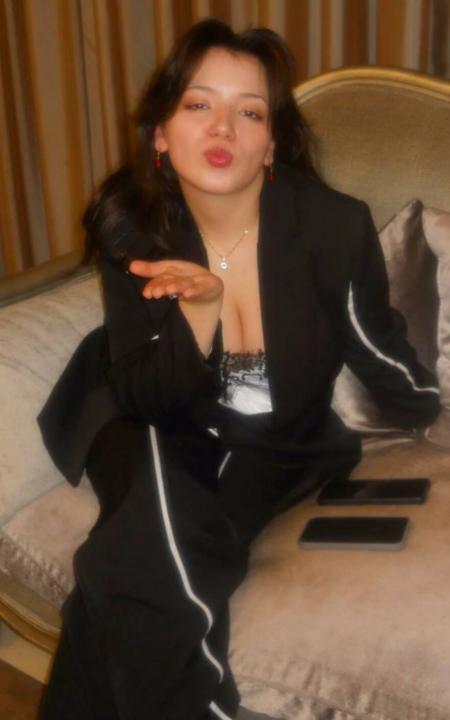 Webcam chat profile for Cireya: Ask about my Hobbies