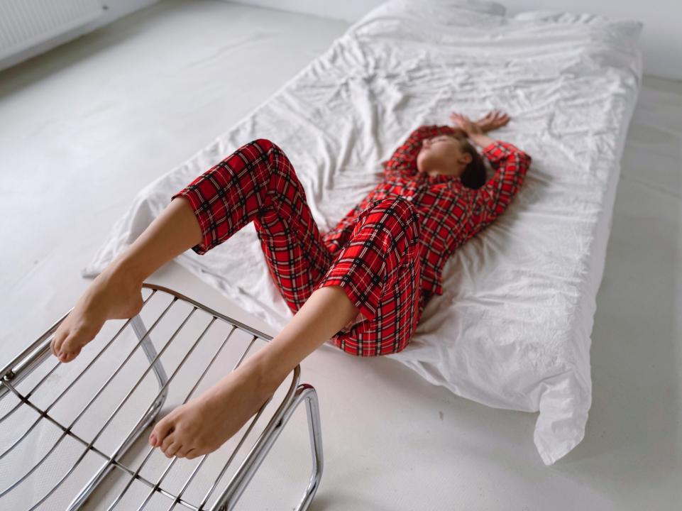Webcam chat profile for AdelinaMiau: Legs, feet & shoes