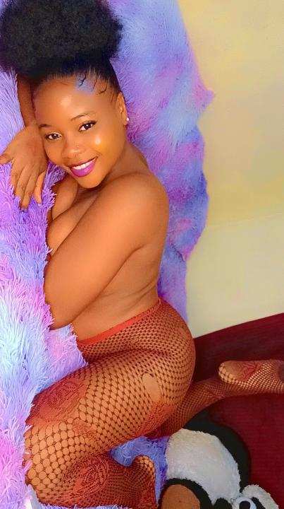 Webcam chat profile for Amberx101: Legs, feet & shoes