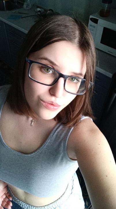 Webcam chat profile for KittyBlush11