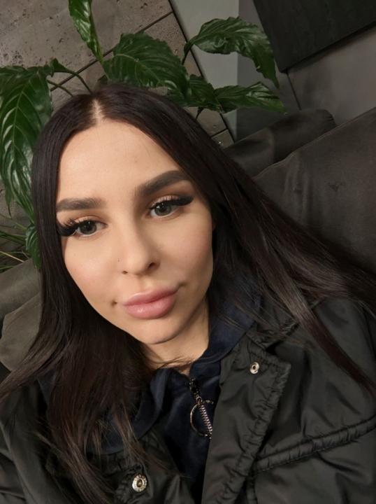 Webcam chat profile for LinaVelvet: Outfits