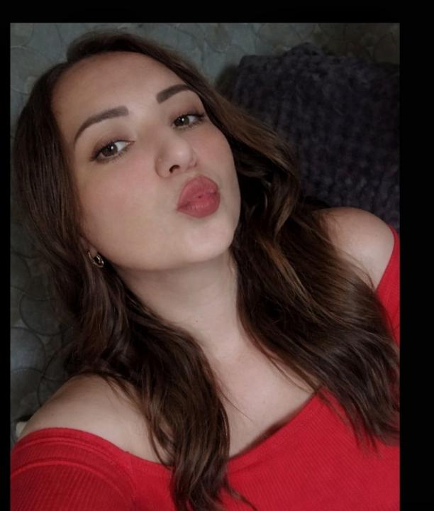 Webcam chat profile for Luvvia: Ask about my Hobbies