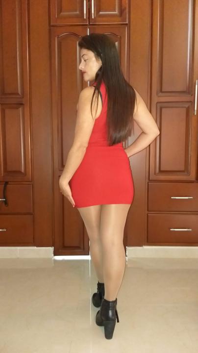 Webcam chat profile for IdaliaLux: Legs, feet & shoes