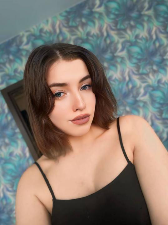 Webcam chat profile for babygirl111: Photography