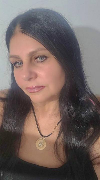 Webcam chat profile for Maurelle: Ask about my Hobbies
