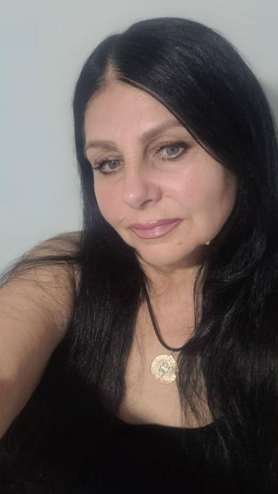 Webcam chat profile for Maurelle: Ask about my Hobbies
