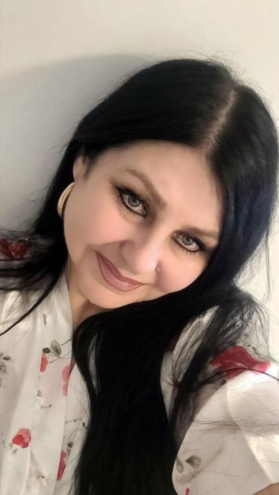 Webcam chat profile for Maurelle: Ask about my Hobbies