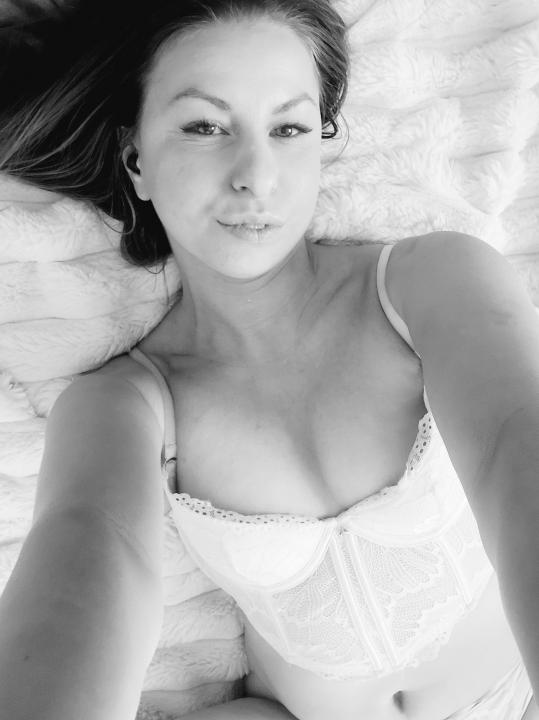 Webcam chat profile for xTRYCKSYGirl: Bondage & discipline