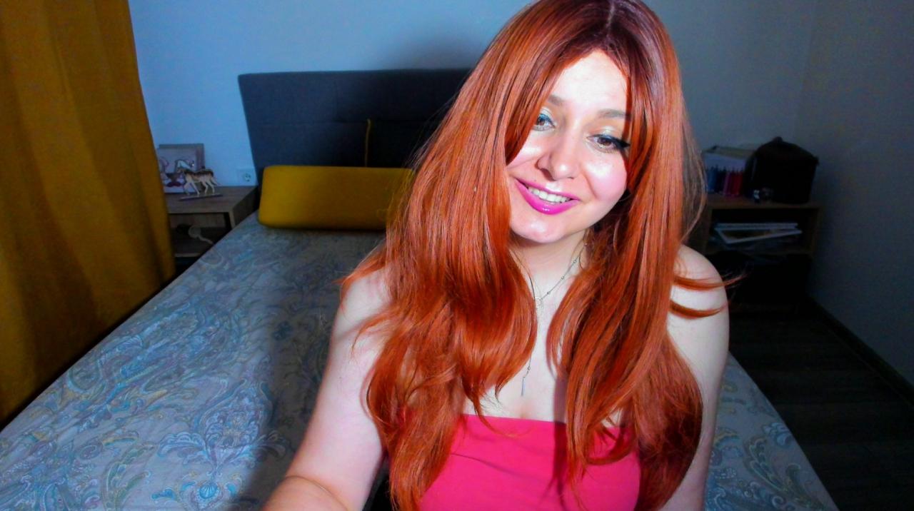 Webcam chat profile for monicangel: Kissing