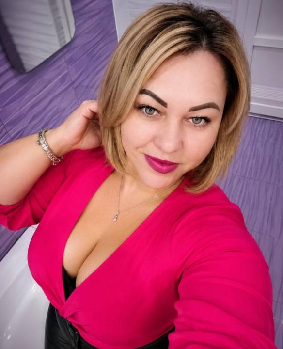 Webcam chat profile for PearlTemptation: Ask about my Hobbies