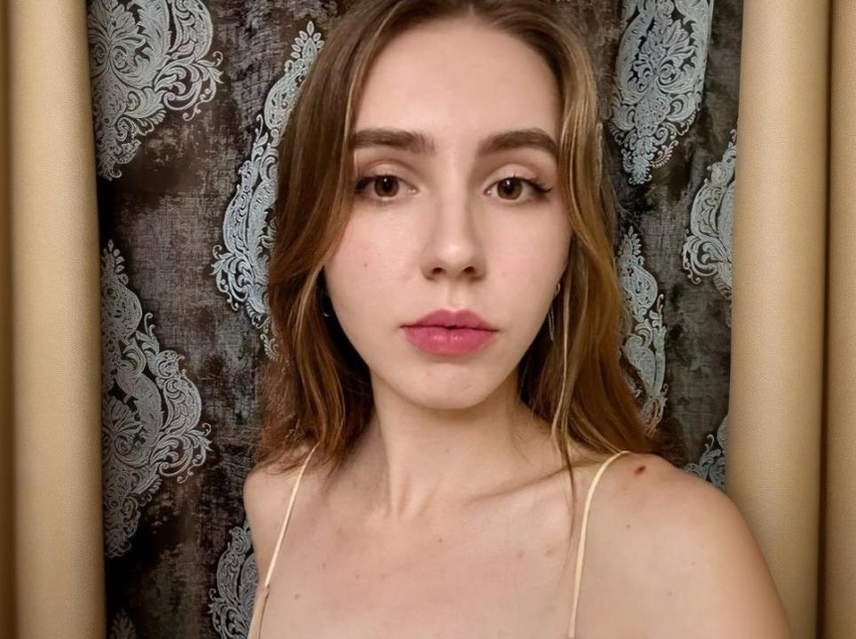 Webcam chat profile for PinkyShadow: Ask about my Hobbies