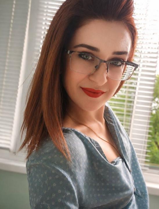 Webcam chat profile for Ninella: Ask about my Hobbies