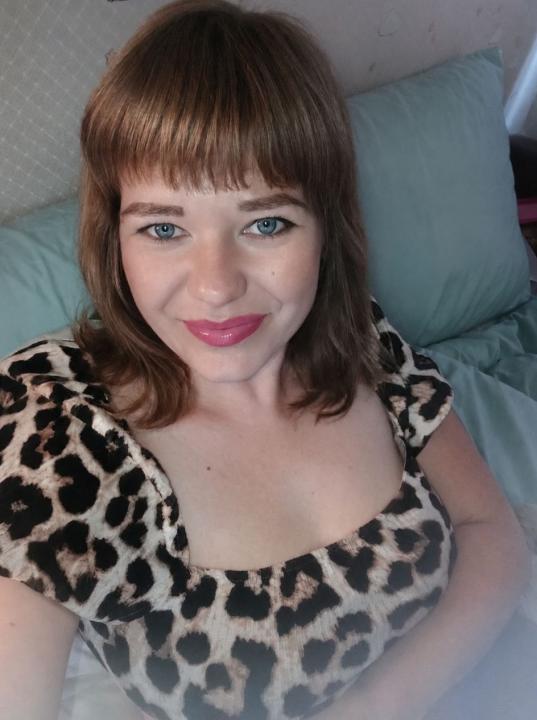 Webcam chat profile for Tersia: Ask about my Hobbies