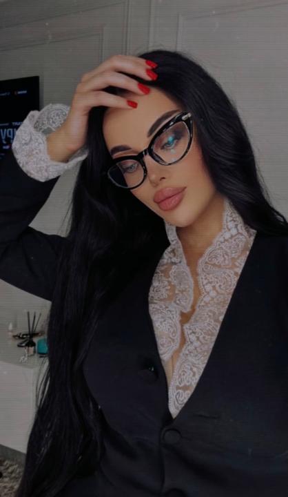 Webcam chat profile for KisssMiss1
