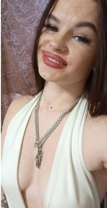 Webcam chat profile for Vanelisse: Ask about my Hobbies