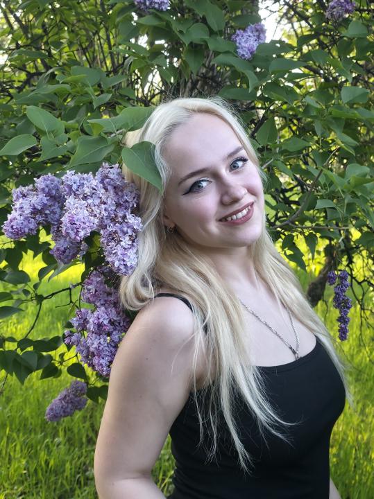 Webcam chat profile for Sloanne: Ask about my Hobbies