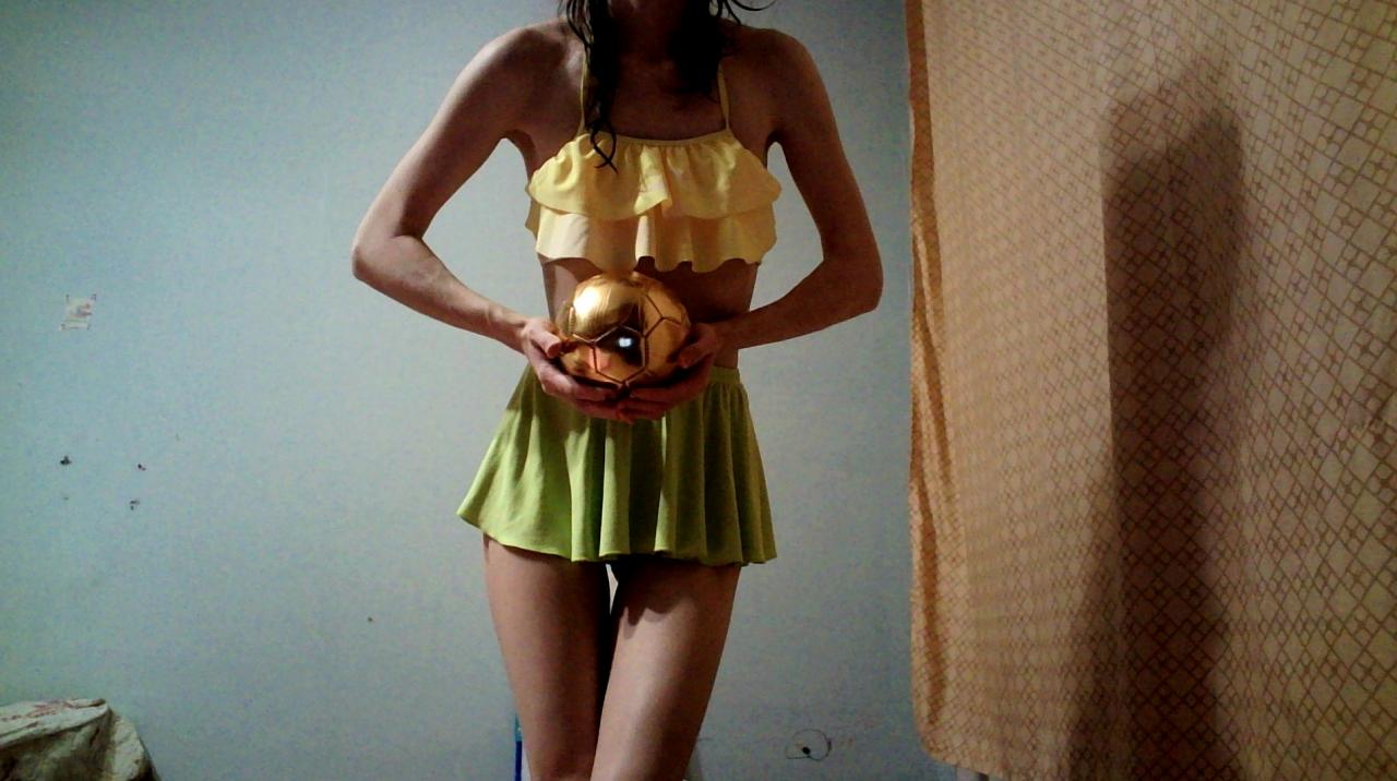 Webcam chat profile for Famefortune: Dancing