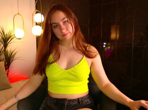 Webcam chat profile for pollybloomm: Legs, feet & shoes