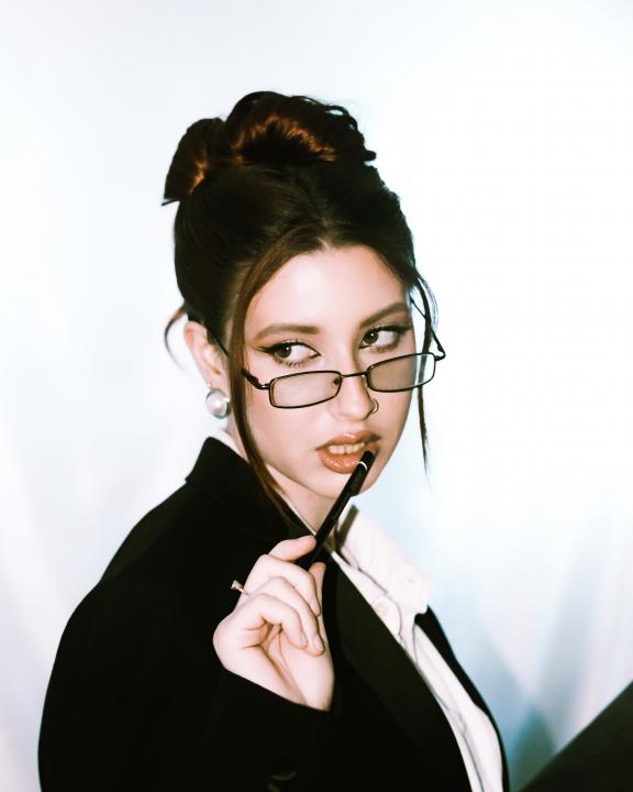 Webcam chat profile for hallucinationXX: Dominatrix
