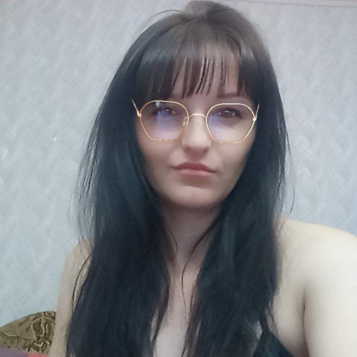 Webcam chat profile for MilaNoir: Outfits
