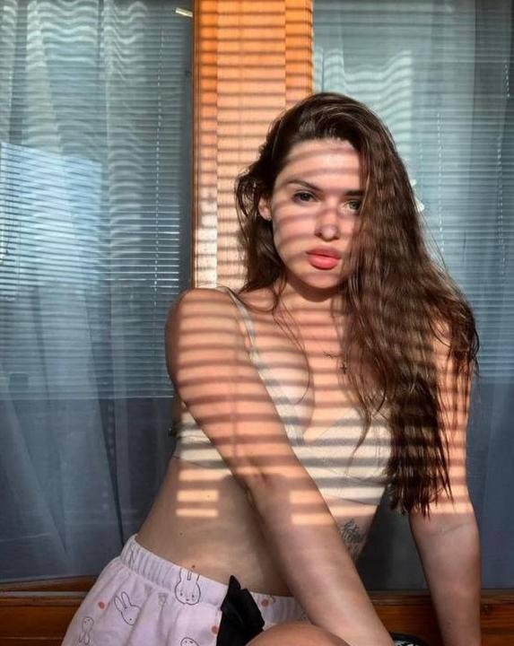 Webcam chat profile for MilaDreamm: Leather