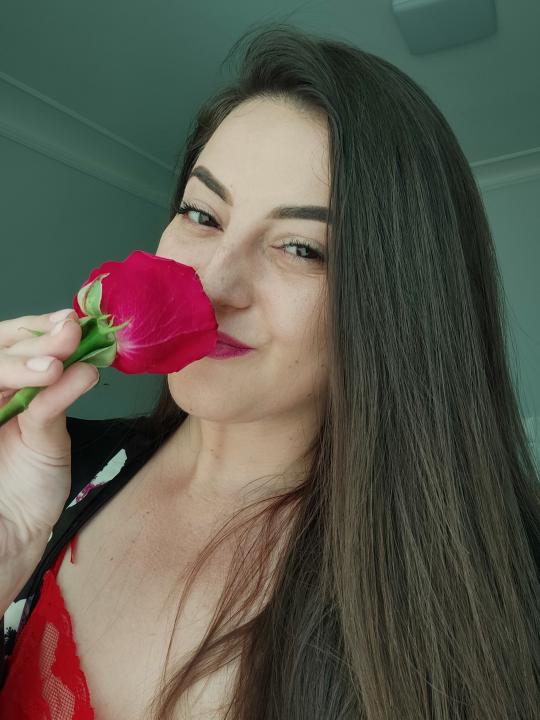 Webcam chat profile for MissMoonlight: Ask about my Hobbies