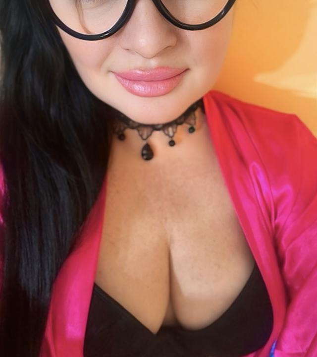 Webcam chat profile for VelvetTouch: Lingerie & stockings