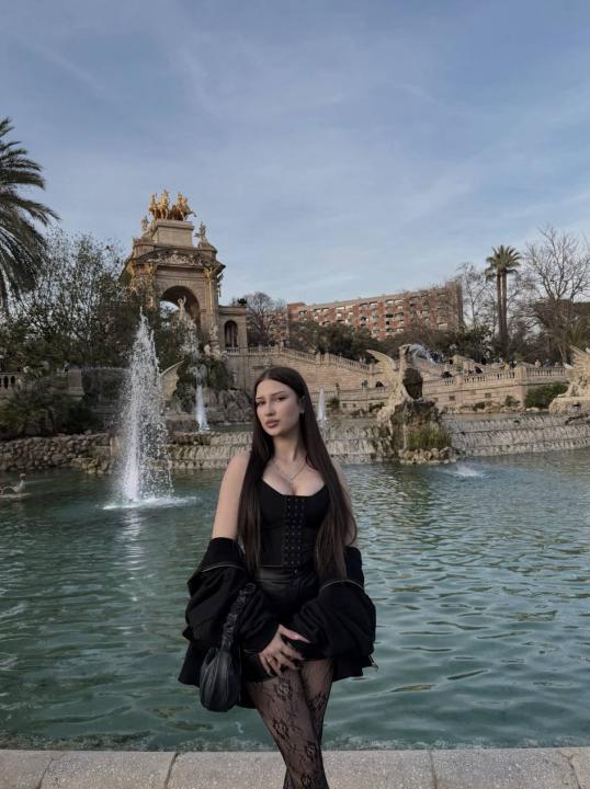 Webcam chat profile for missvalery: Travel