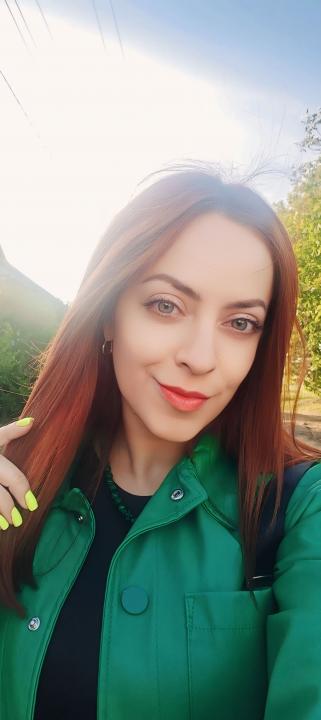 Webcam chat profile for PinkTulip: Ask about my Hobbies