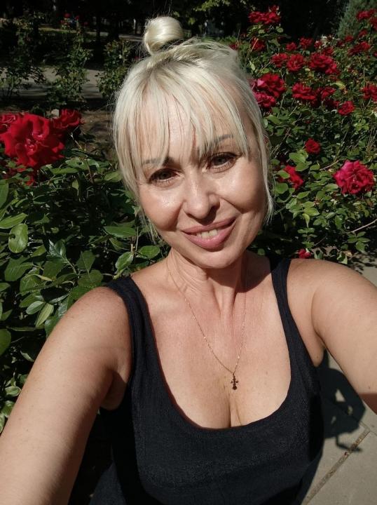 Webcam chat profile for SweetLilac: Ask about my Hobbies