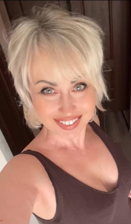 Webcam chat profile for SweetLilac: Ask about my Hobbies
