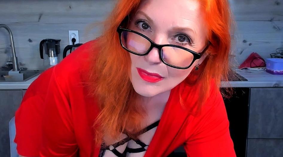 Webcam chat profile for AlmazFireFoxOne: Kissing