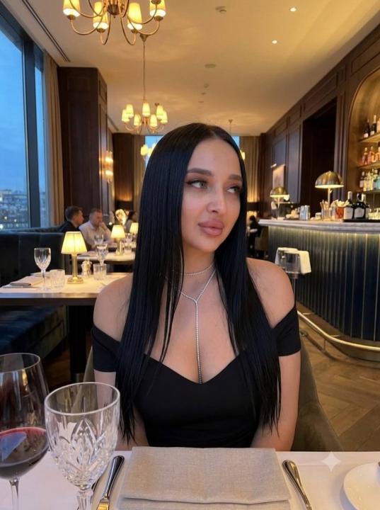 Webcam chat profile for kristina555: Outfits