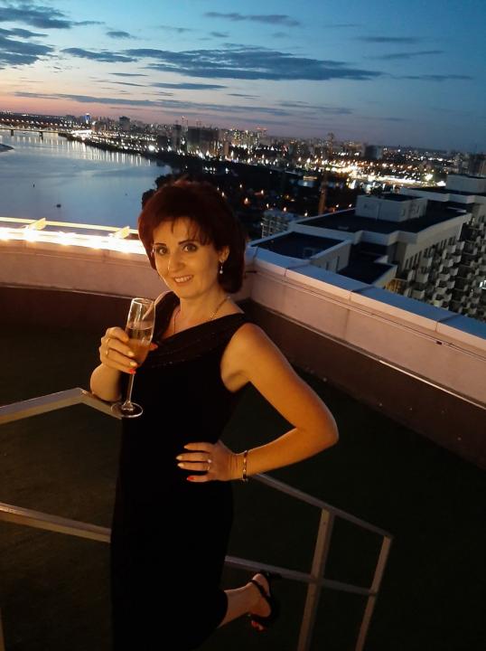 Webcam chat profile for ClaraSoul: Dancing