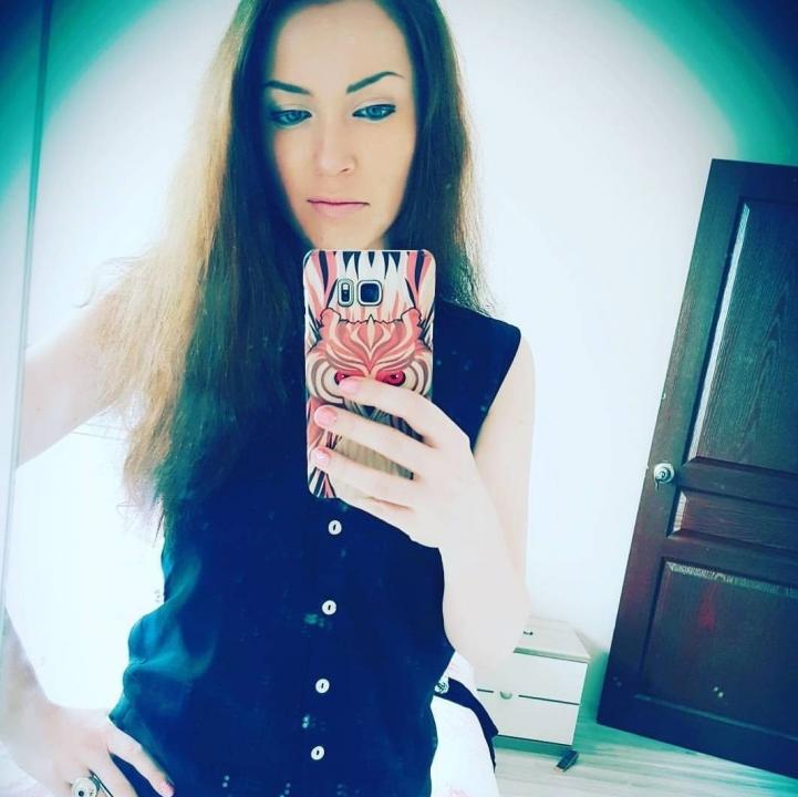Webcam chat profile for CallMeSugar: Legs, feet & shoes